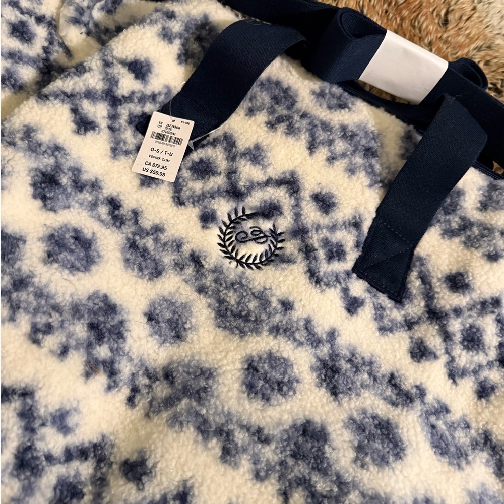 VS Pink Sherpa Duffle Bag